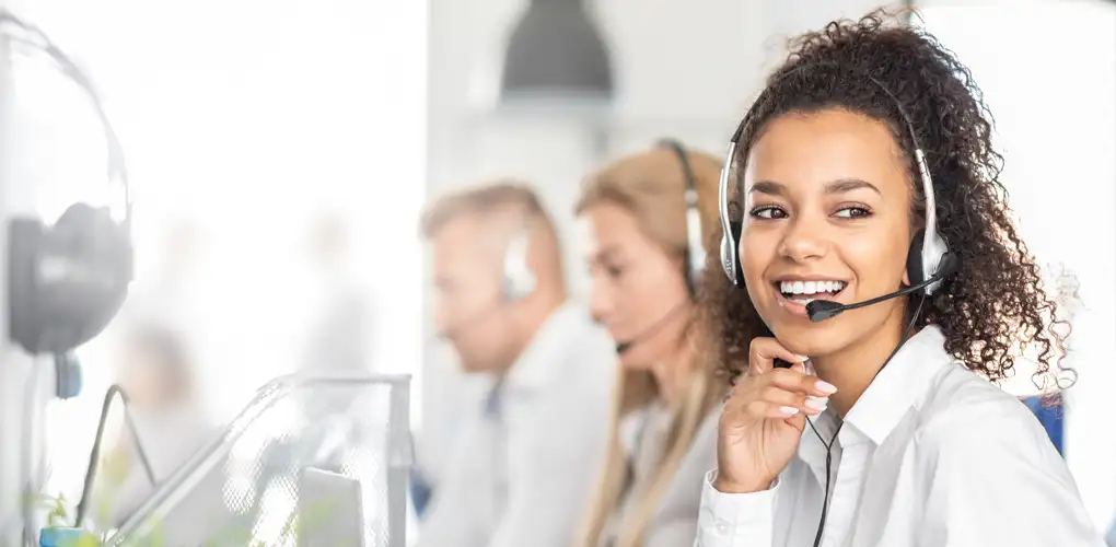 Customer service agent helping a customer